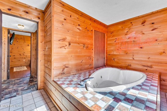 1513 Tyler Way, Sevierville, TN 37876 - full bathroom with a jetted tub and wooden walls