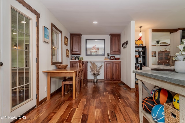 1932 Duncan Rd, Knoxville, TN 37919 - hall featuring dark wood-style flooring, baseboards, and recessed lighting