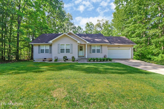 3021 Shawnee Rd, Crossville, TN 38572 - ranch-style home with a garage, driveway, crawl space, and a front yard