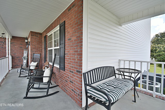 5821 Matalin Ln, Knoxville, TN 37918 - view of porch
