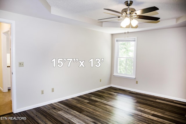 247 Lakeview Dr, Crossville, TN 38558 - spare room featuring wood finished floors, a textured ceiling, a ceiling fan, and baseboards