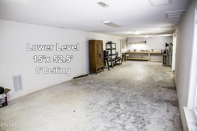247 Lakeview Dr, Crossville, TN 38558 - view of garage