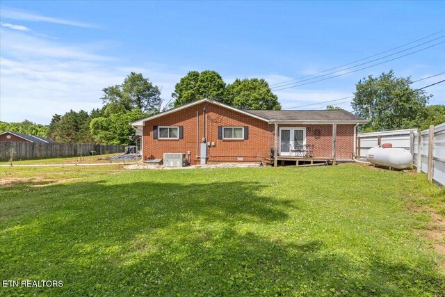 5912 New Beaver Creek Dr, Knoxville, TN 37931 - back of house with brick siding and central AC unit