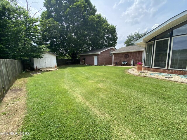5912 New Beaver Creek Dr, Knoxville, TN 37931 - view of yard