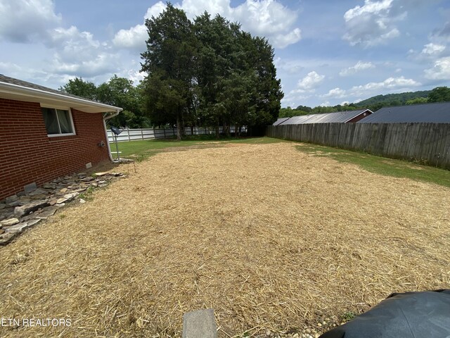 5912 New Beaver Creek Dr, Knoxville, TN 37931 - view of yard