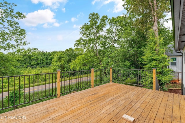 1287 Lori Ellen Ct, Sevierville, TN 37876 - view of wooden deck