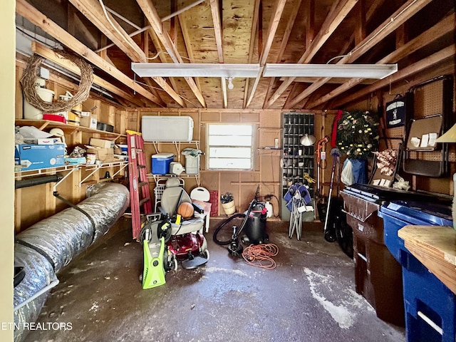 762 Commanche Dr, Jefferson City, TN 37760 - storage area featuring a garage