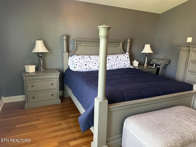 133 Coolidge Rd, Lafollette, TN 37766 - bedroom with wood finished floors and baseboards
