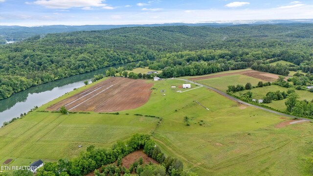 379 Blackburn Ln, Lenoir City, TN 37771