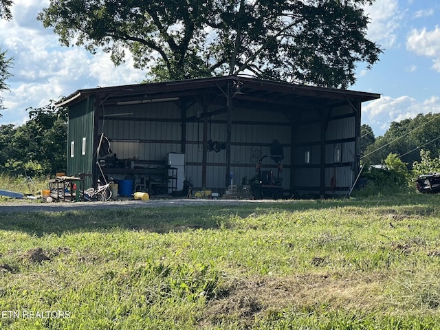 3101 Watson Rd, Loudon, TN 37774 - view of pole building featuring a detached carport