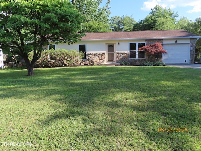 5820 Rockwood Ln, Knoxville, TN 37921 - ranch-style house with stone siding, an attached garage, and a front lawn