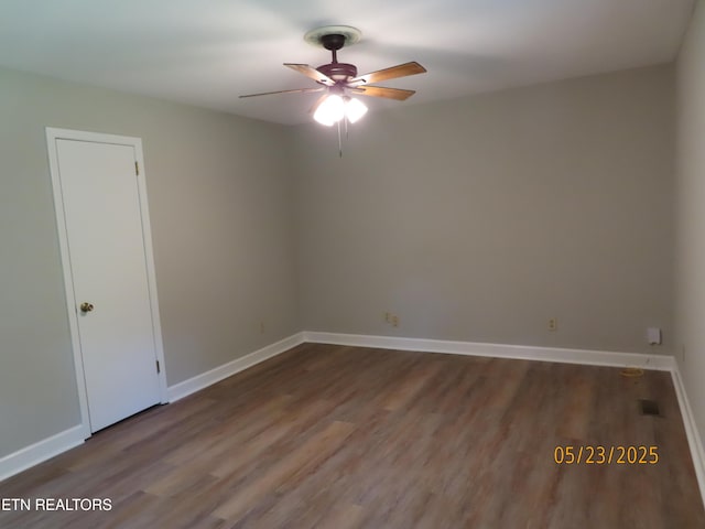 5820 Rockwood Ln, Knoxville, TN 37921 - unfurnished room with ceiling fan, wood finished floors, and baseboards