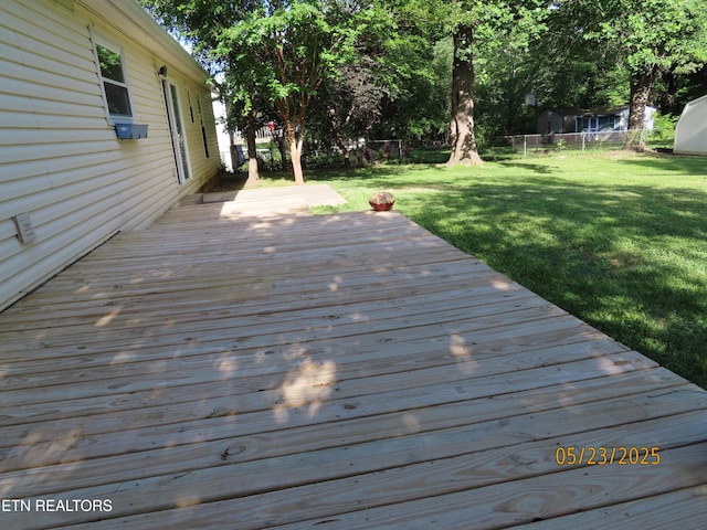 5820 Rockwood Ln, Knoxville, TN 37921 - view of wooden deck