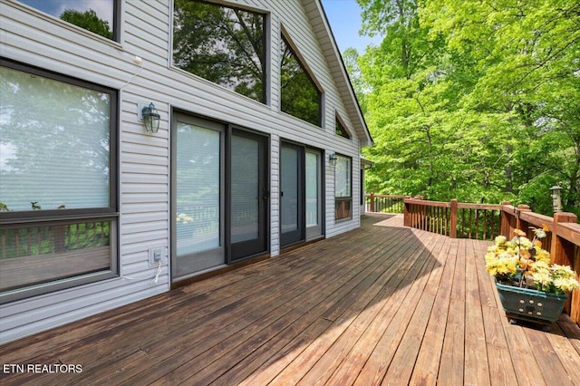 334 Little Buck Ln, Lafollette, TN 37766 - view of wooden terrace