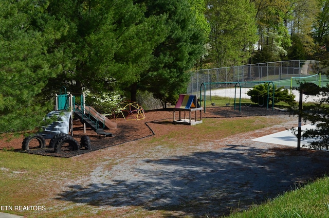 334 Little Buck Ln, Lafollette, TN 37766 - view of communal playground