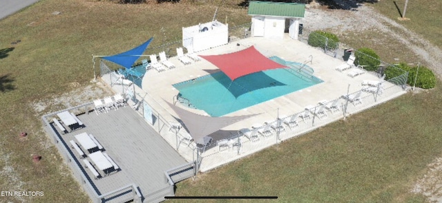 334 Little Buck Ln, Lafollette, TN 37766 - view of subject property with a pool area