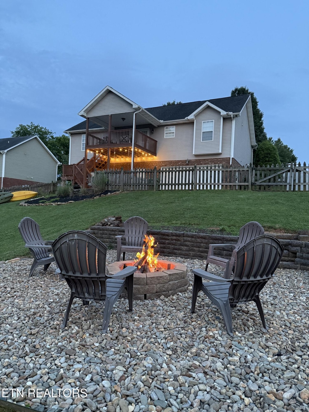 233 Ridgefield Dr, Maryville, TN 37804 - photo 1