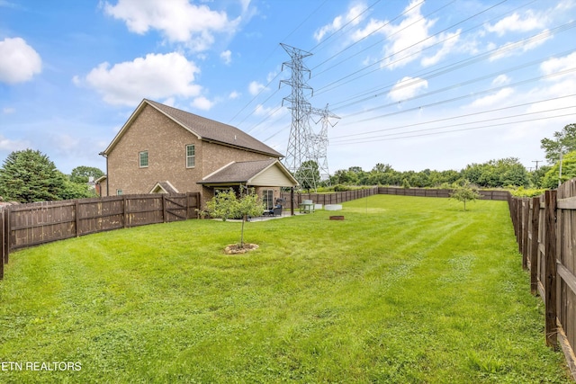 1017 Brighton Dr, Alcoa, TN 37701 - view of yard