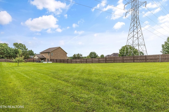 1017 Brighton Dr, Alcoa, TN 37701 - view of yard