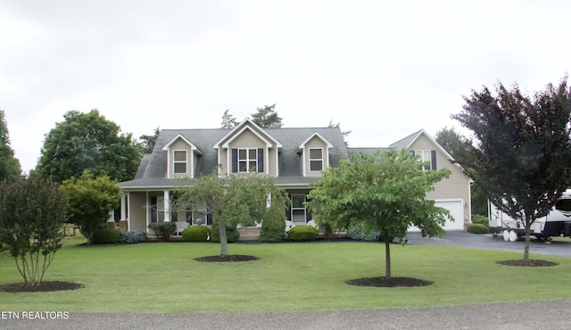 120 Lakeside Dr, Kingston, TN 37763 - new england style home with a garage, a front yard, and covered porch