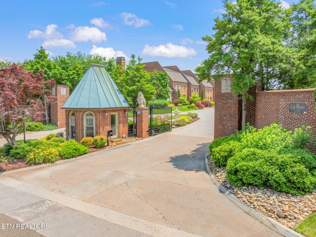 3340 Kingston Pike Unit 10, Knoxville, TN 37919 - photo 4