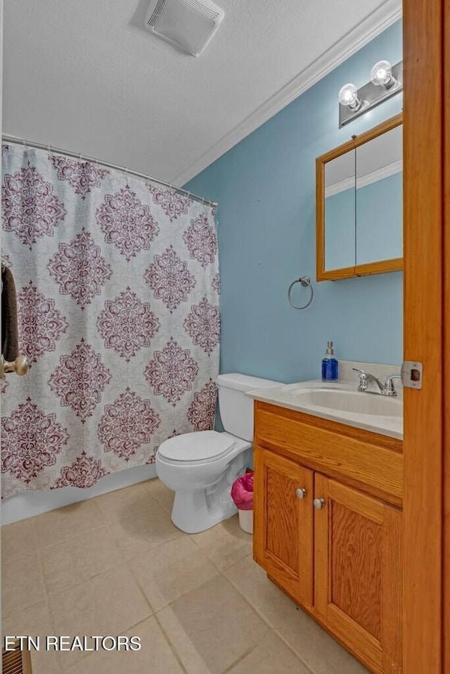 108 W Bobcat Ln, Wilder, TN 38589 - full bath with vanity, toilet, a shower with shower curtain, a textured ceiling, and tile patterned flooring