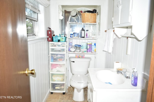 106 Walnut St, New Tazewell, TN 37825 - bathroom with toilet, vanity, and tile patterned flooring