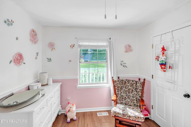 6608 Hickory Way Ln, Knoxville, TN 37918 - living area with wood finished floors and baseboards