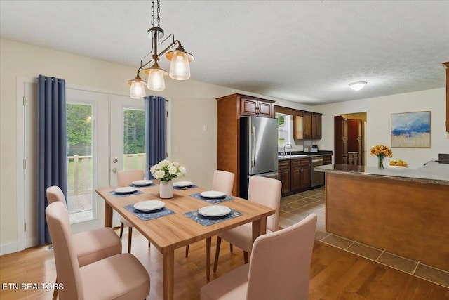 68 Pine Mountain Cir, Pineville, KY 40977 - dining area featuring a textured ceiling