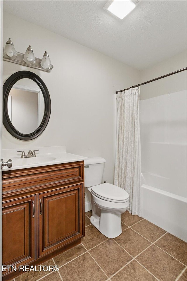 68 Pine Mountain Cir, Pineville, KY 40977 - full bathroom featuring toilet, vanity, shower / bathtub combination with curtain, and tile patterned flooring