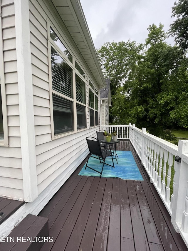 5422 Cricket Ln, Walland, TN 37886 - view of wooden deck