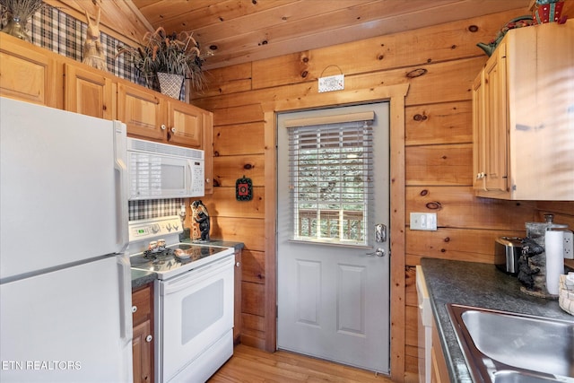 4320 Carolina Cove Way, Pigeon Forge, TN 37863 - photo 21