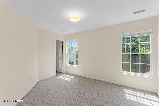 1213 Vale View Rd, Knoxville, TN 37922 - carpeted empty room with baseboards