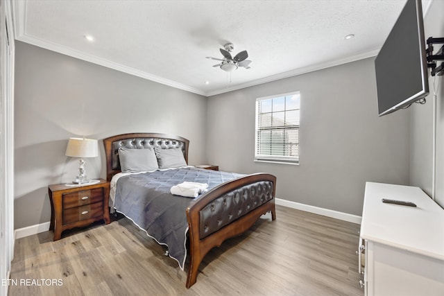 2837 Willa View Dr, Pigeon Forge, TN 37863 - bedroom with crown molding, light wood-type flooring, recessed lighting, and a ceiling fan