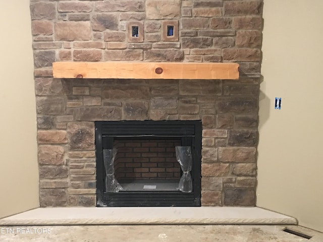 233 Albemarle Cir, Fairfield Glade, TN 38558 - detailed view of a fireplace with raised hearth
