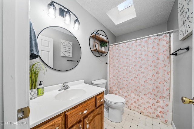 2236 Spruce Loop, Crossville, TN 38555 - full bath featuring a skylight, toilet, vanity, a textured ceiling, and a shower with shower curtain