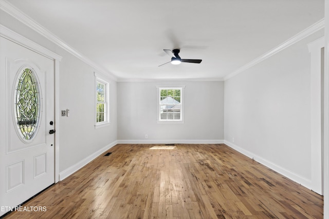207 N Laurel Cir, Knoxville, TN 37912 - foyer entrance with wood-type flooring, crown molding, ceiling fan, and baseboards