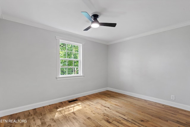 207 N Laurel Cir, Knoxville, TN 37912 - empty room featuring ornamental molding, baseboards, wood finished floors, and ceiling fan
