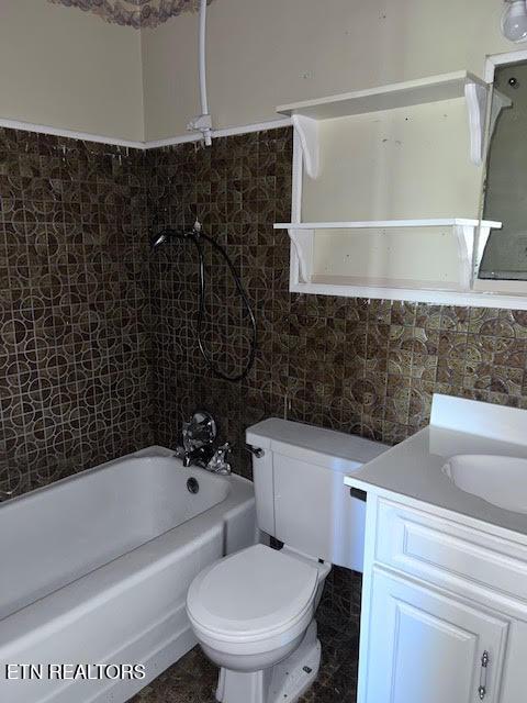 1604 Wandering Rd, Knoxville, TN 37912 - photo 17