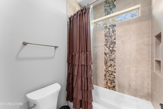 101 Dudala Way, Loudon, TN 37774 - bathroom featuring shower / bath combo and toilet