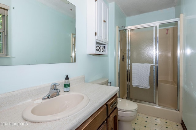 1502 Woodbury Ct, Maryville, TN 37803 - bathroom featuring toilet, vanity, and a shower stall