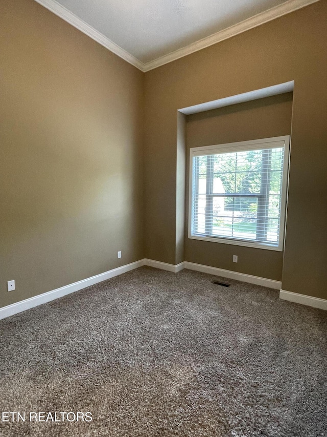 103 Crossroads Blvd, Oak Ridge, TN 37830 - carpeted empty room featuring crown molding and baseboards