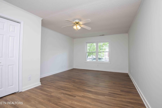 1713 Sails Way, Knoxville, TN 37932 - empty room featuring a ceiling fan, dark wood-style flooring, baseboards, and a textured ceiling