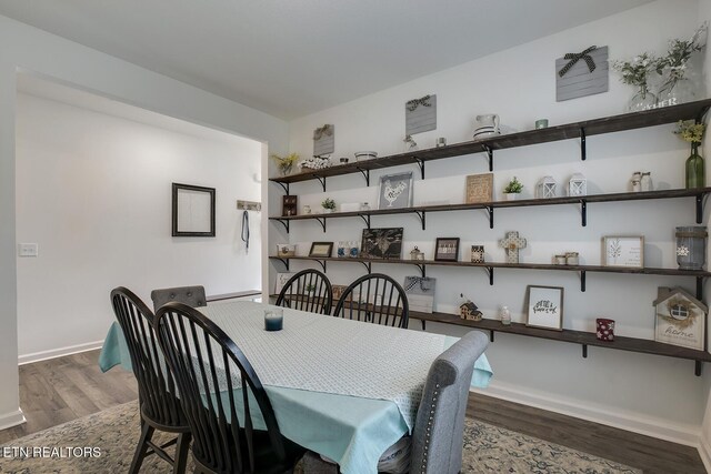 12017 Spearmint Ln, Knoxville, TN 37932 - dining room featuring wood finished floors and baseboards