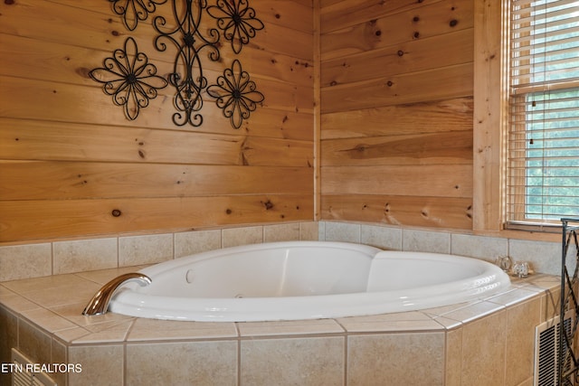 2405 Autumn Valley Way, Pigeon Forge, TN 37862 - full bath featuring a garden tub