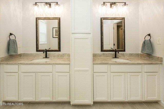 3250 Truitt Path Ln, Knoxville, TN 37931 - bathroom featuring vanity