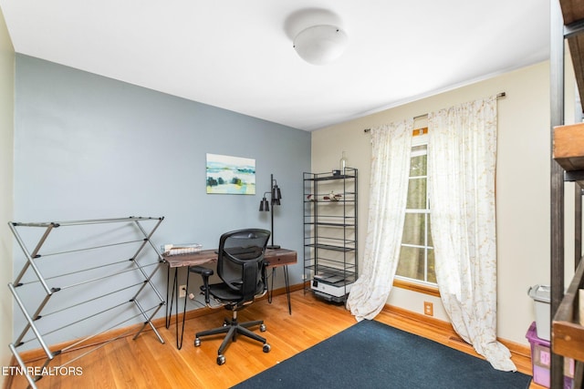 106 Morgan Rd, Oak Ridge, TN 37830 - office space with wood finished floors and baseboards