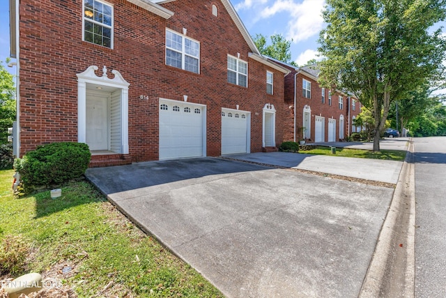 814 Blue Spruce Way, Knoxville, TN 37912 - photo 2