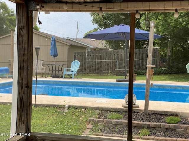 106 Apache Rd, Maryville, TN 37804 - view of pool