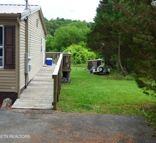 395 E Dumplin Valley Rd, Jefferson City, TN 37760 - view of grassy yard with a deck